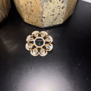 Elegant Gold and Crystal Floral Brooch